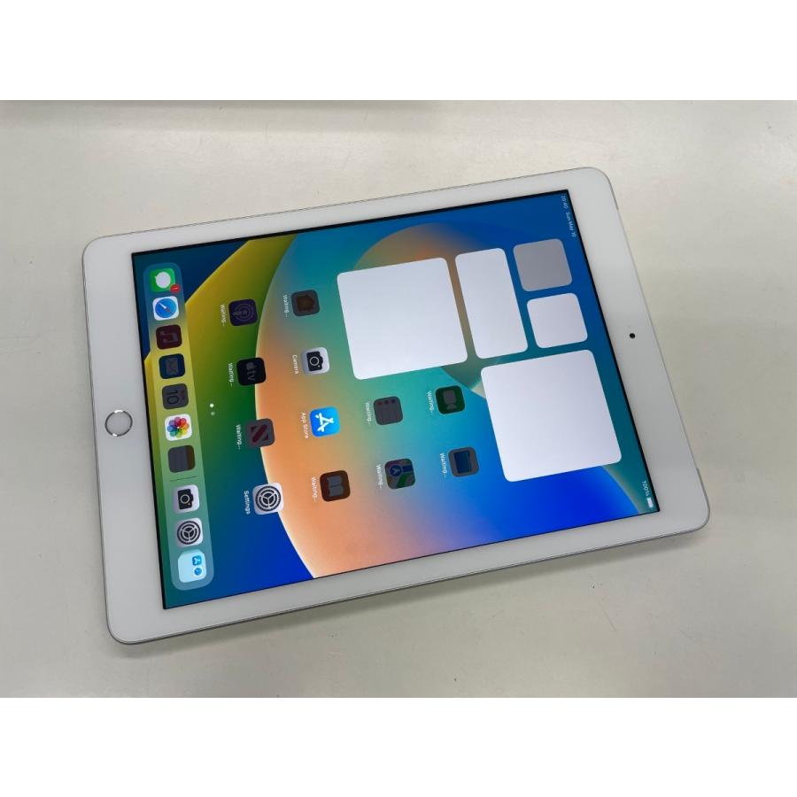 ☆送料無料☆au☆iPad 第5世代 Wi-Fi+Cellular 32GB☆シルバー