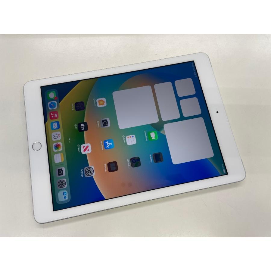 ☆送料無料☆美品☆au☆iPad 第5世代 Wi-Fi+Cellular 32GB☆シルバー