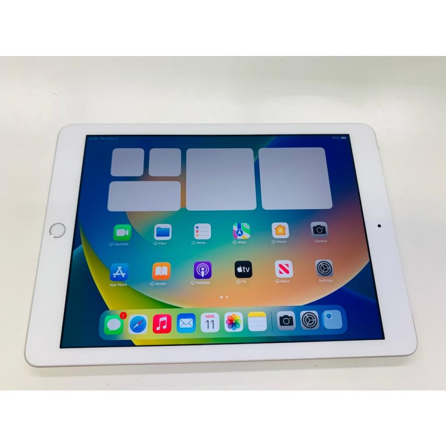 ☆送料無料☆美品☆au☆iPad 第5世代 Wi-Fi+Cellular 32GB☆シルバー