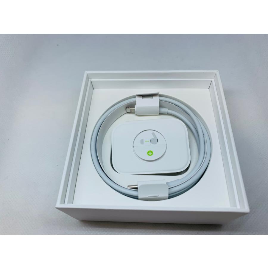 ☆送料無料☆A2700 AirPods Pro 第2世代 MagSafe 充電ケース