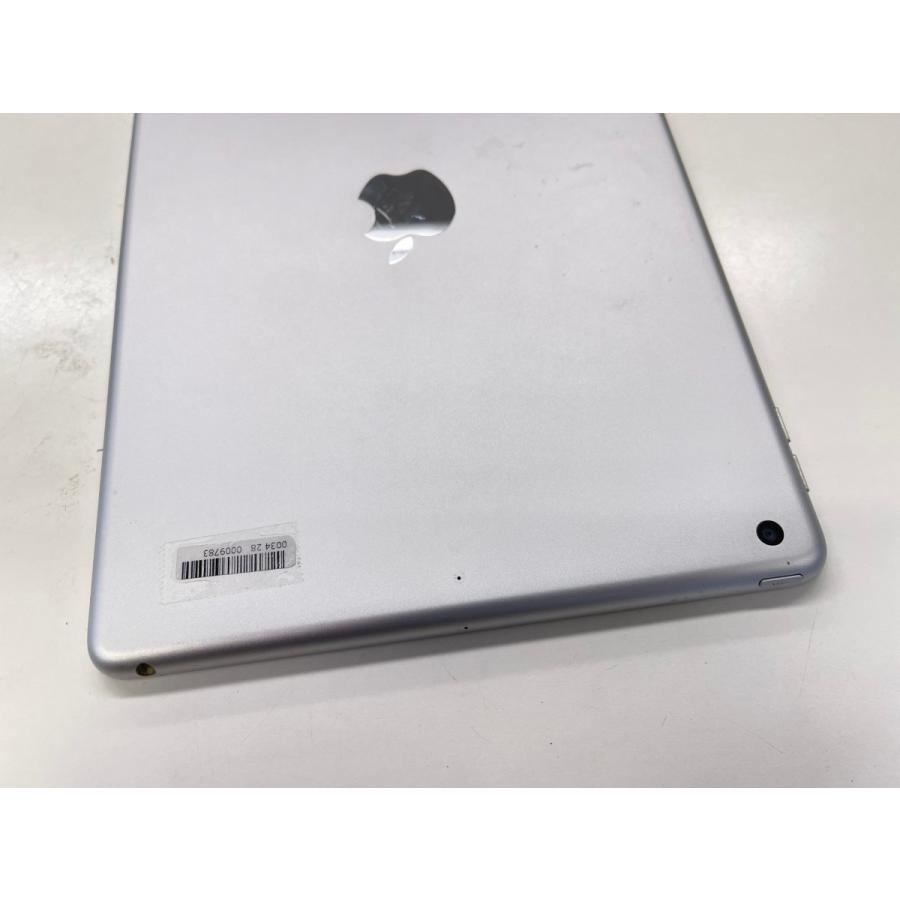 iPad第8世代 本体 Wi-Fi 128GB シルバー ジャンク品 ☆送料無料☆ジャンク☆WiFi☆iPad 第8世代 Wi-Fi 128GB☆シルバー