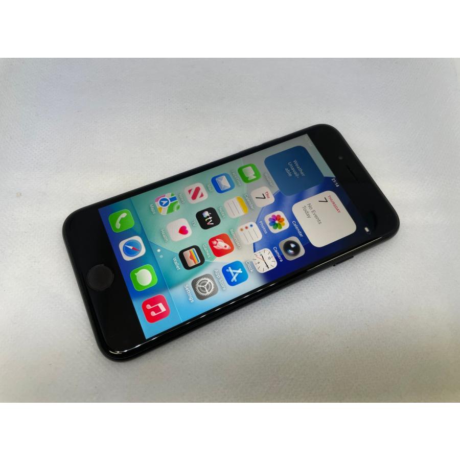 ☆送料無料☆au☆iPhone SE 第2世代 64GB☆ブラック☆0035280000061