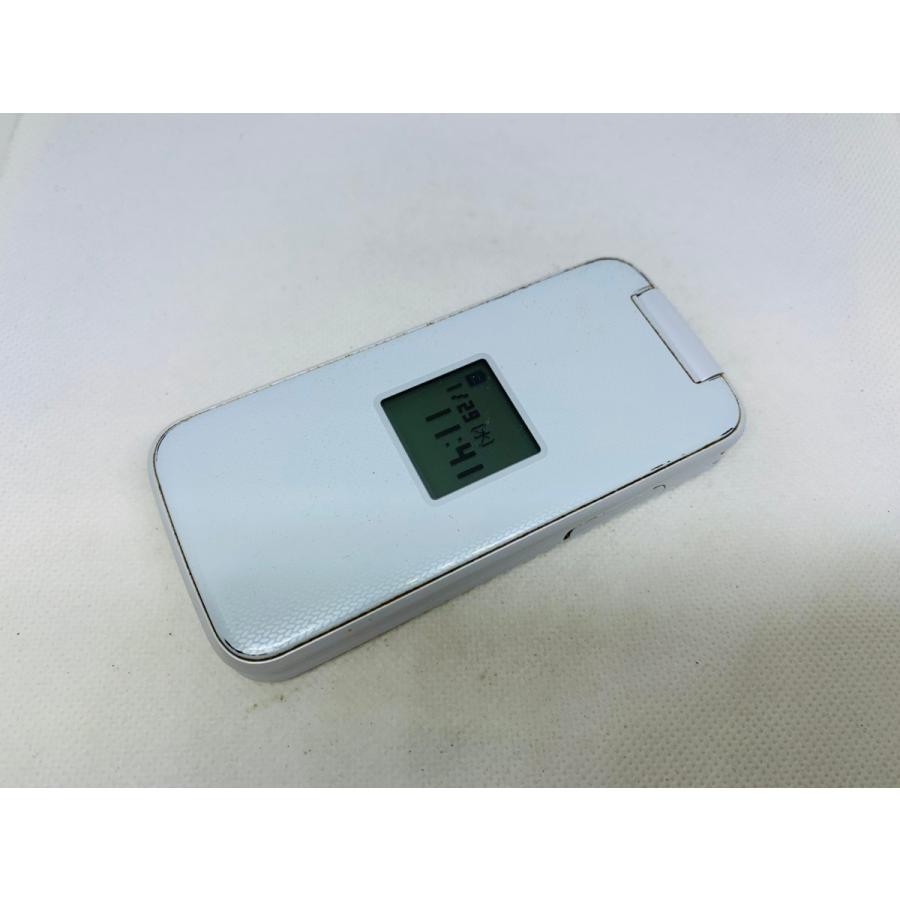 ☆送料無料☆docomo☆F-01M☆ホワイト☆0080280006327☆SYS☆01/19