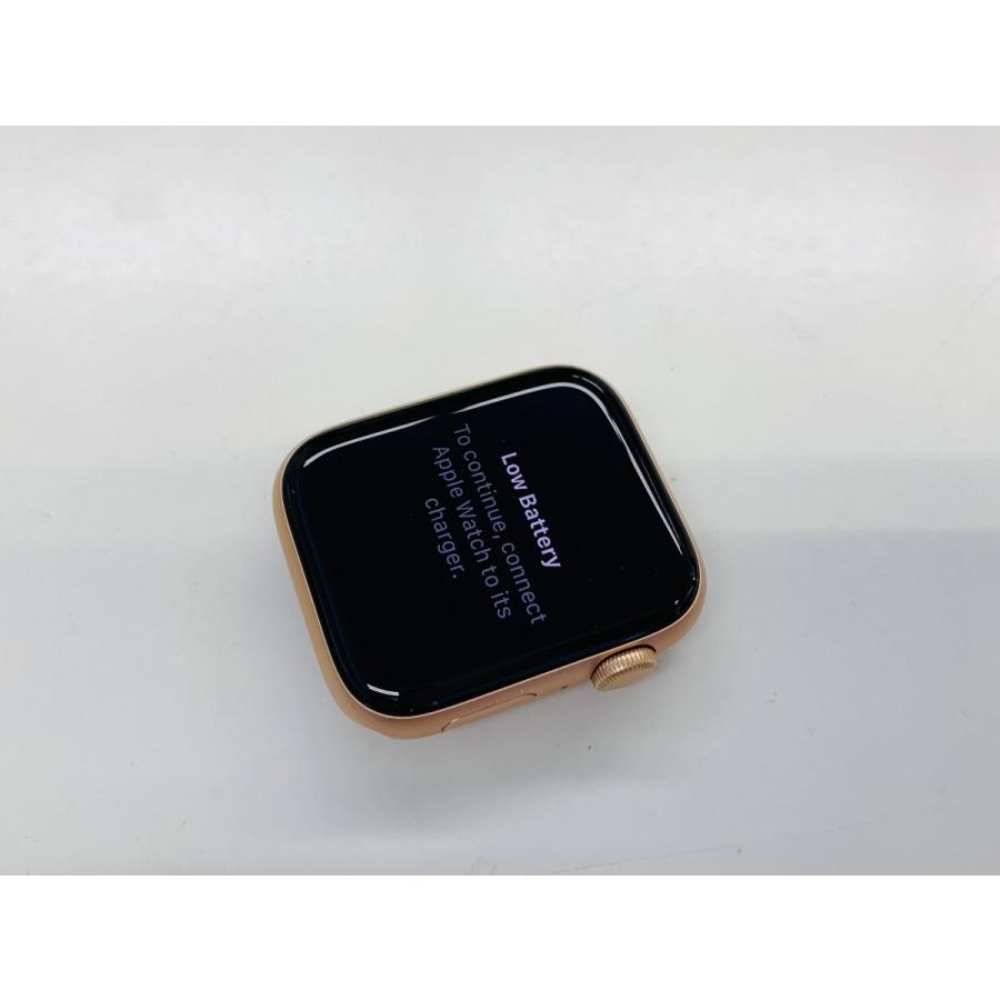 アップル アップルウォッチ A2352 未使用品 Apple ☆送料無料☆美品☆A2352 Apple Watch SE (GPS) 44mm☆ゴールド