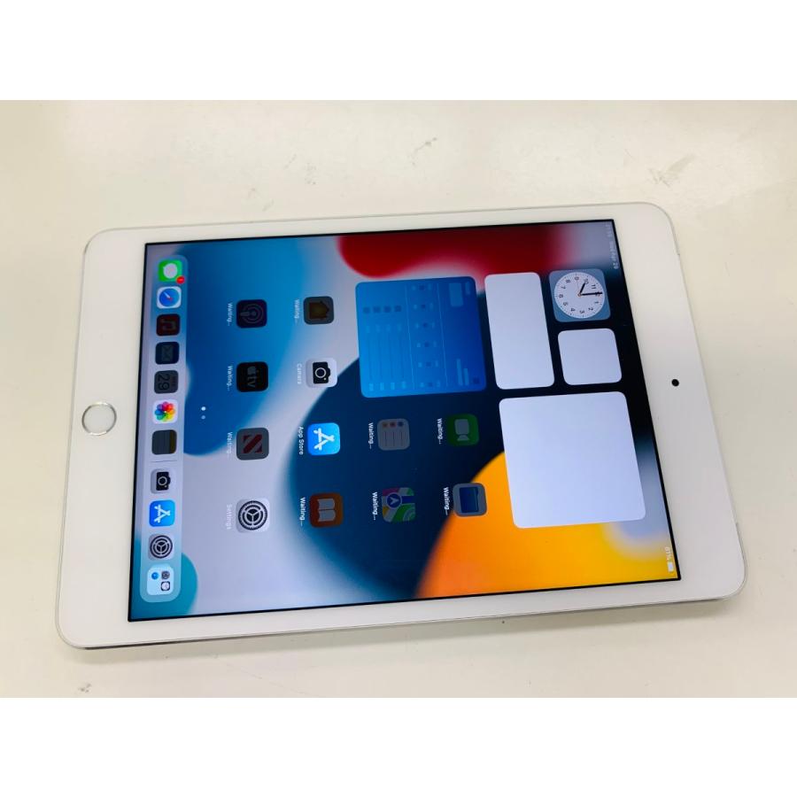 【良品】iPad mini 第4世代 128GB シルバー　Wi-Fiモデル ☆送料無料☆良品☆iPad mini 第4世代 Wi-Fi+Cellular 128GB☆シルバー