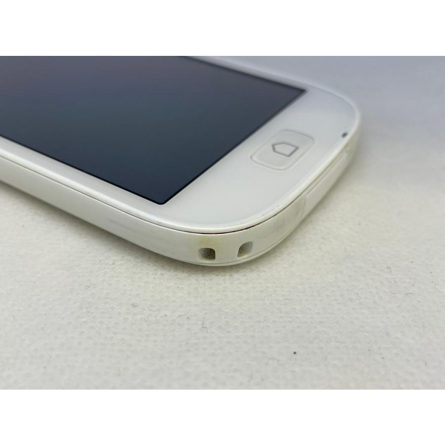 ☆送料無料☆良品☆docomo☆らくらくスマートフォン4 F-04J☆ホワイト