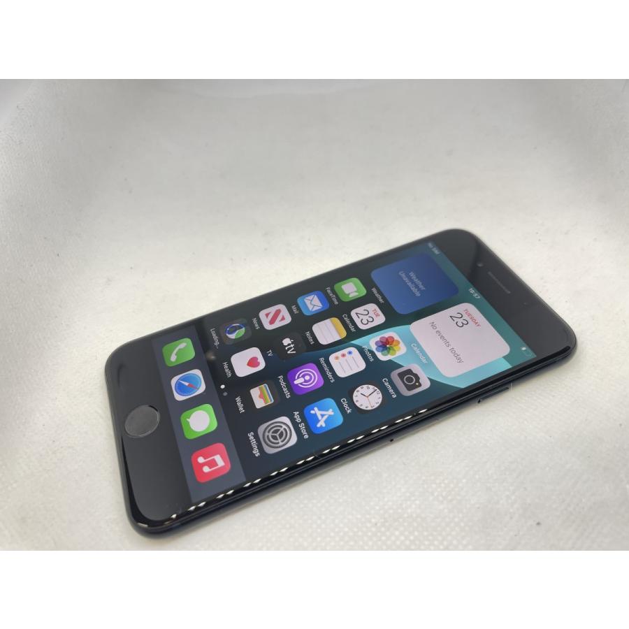 ☆送料無料☆良品☆au☆iPhone SE 第3世代 64GB☆ブラック