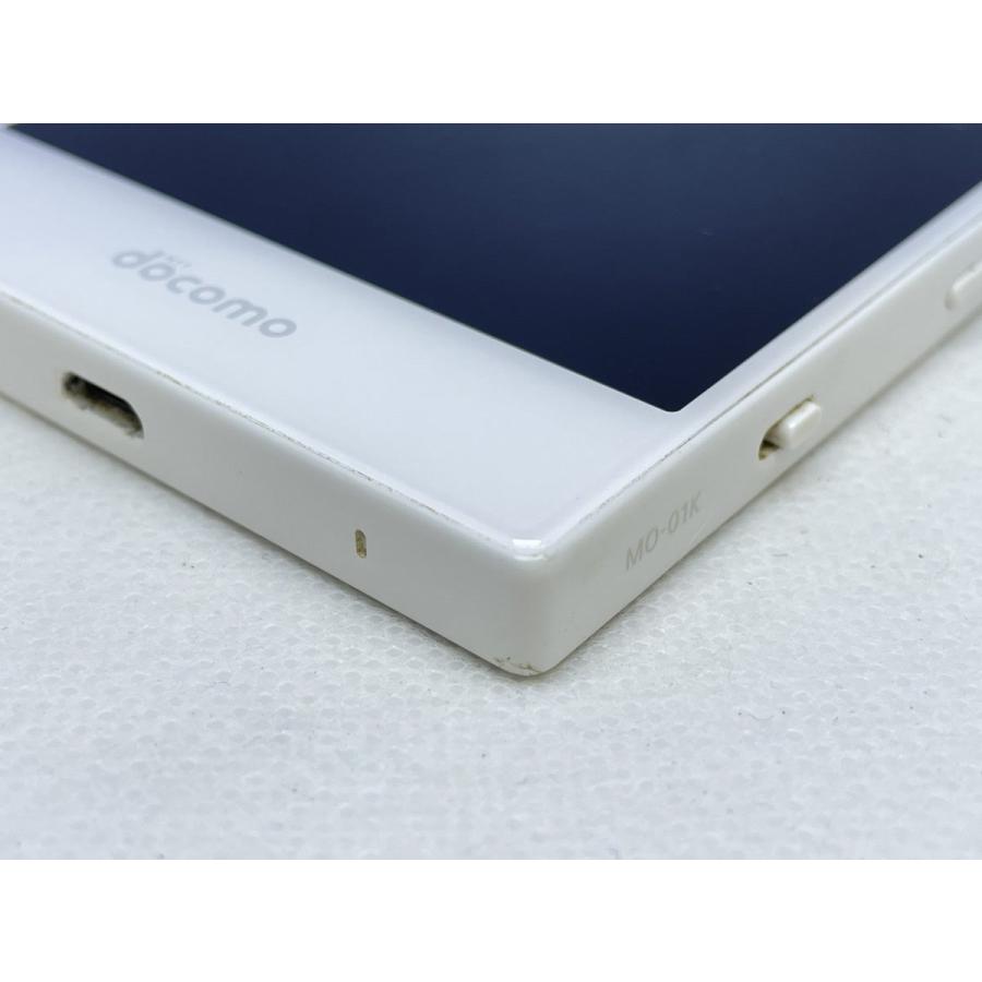 ☆送料無料☆ジャンク☆docomo☆MONO MO-01K☆ホワイト☆0080280021836