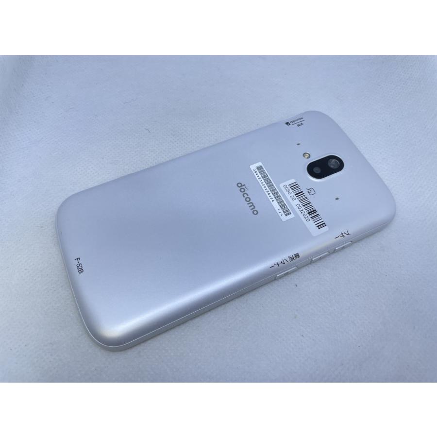 ☆送料無料☆美品☆docomo☆らくらくスマートフォン F-52B☆ホワイト