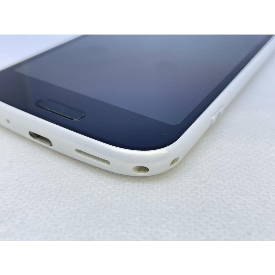 docomo F-52B ホワイト らくらくスマートフォン ☆送料無料☆美品☆docomo☆らくらくスマートフォン F-52B☆ホワイト