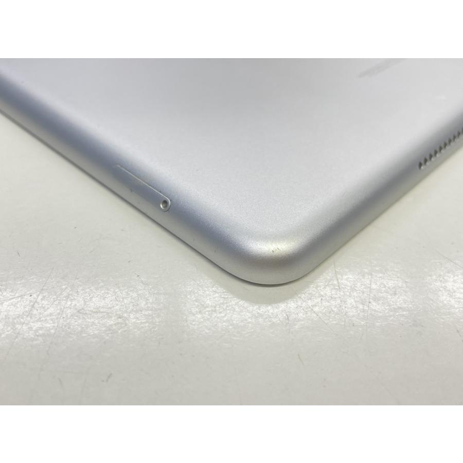 ☆送料無料☆au☆iPad 第6世代 Wi-Fi+Cellular 32GB☆シルバー