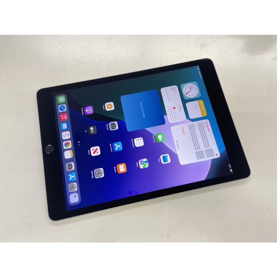 ☆送料無料☆美品☆WiFi☆iPad 第9世代 64GB☆シルバー☆0080290002861
