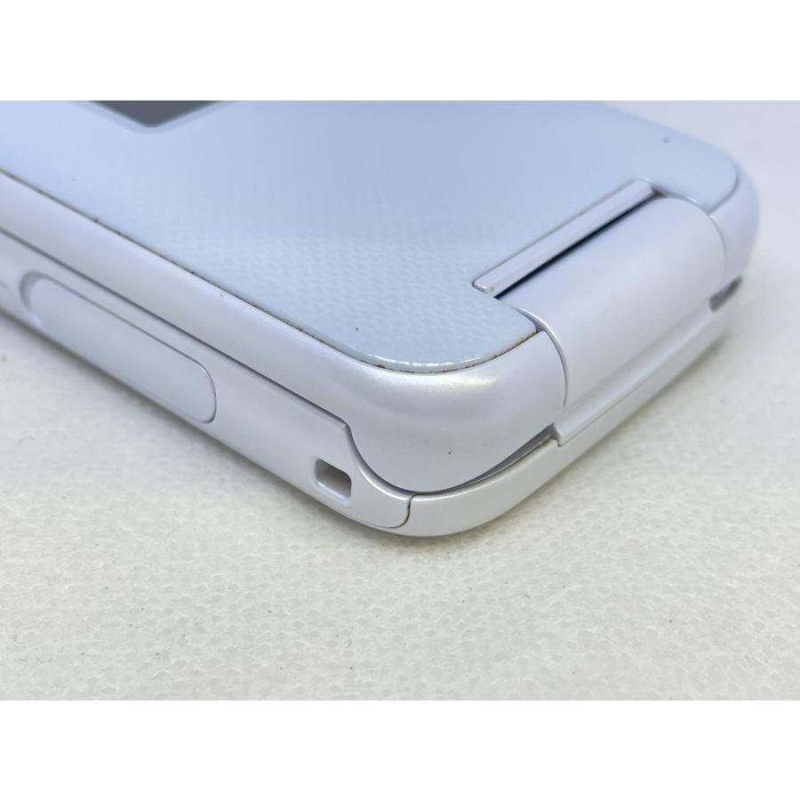☆送料無料☆docomo☆らくらくホン F-01M☆ホワイト☆0080290002927