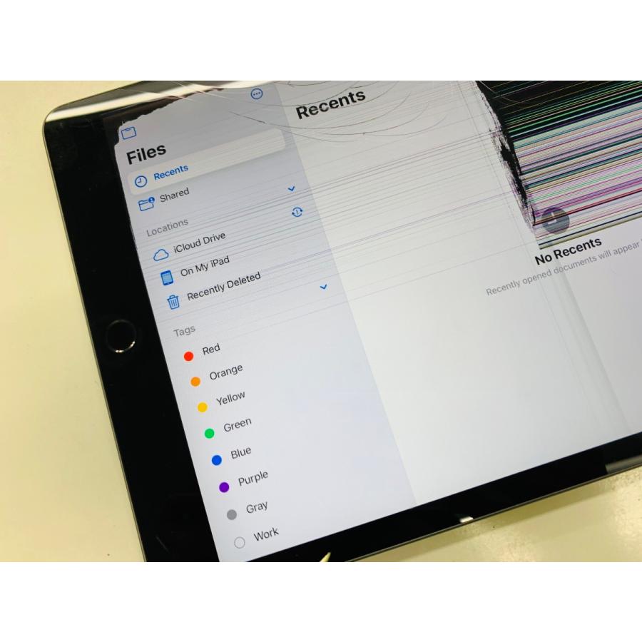 iPad　第7世代　Wi-Fiモデル　A2197　32GB　ジャンク ☆送料無料☆ジャンク☆WiFi☆A2197 iPad 第7世代 Wi-Fi 32GB☆グレイ