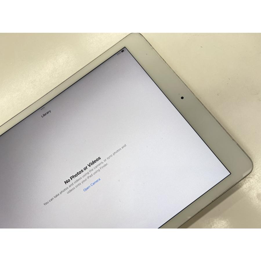 ☆送料無料☆ジャンク☆docomo☆iPad 第8世代 Wi-Fi+Cellular 128GB
