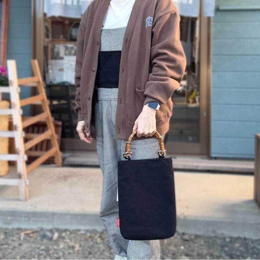 刺し子 手提げバッグ 縦型 バンブー 竹製持ち手 白黒 黒 紺 祭り用品