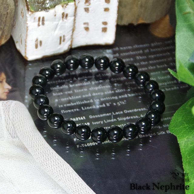 ★翡翠原石★幻の翡翠【秩父ブラックネフライト磨き407ｇ】 ☆翡翠原石☆幻の翡翠【秩父ブラックネフライト磨き407g