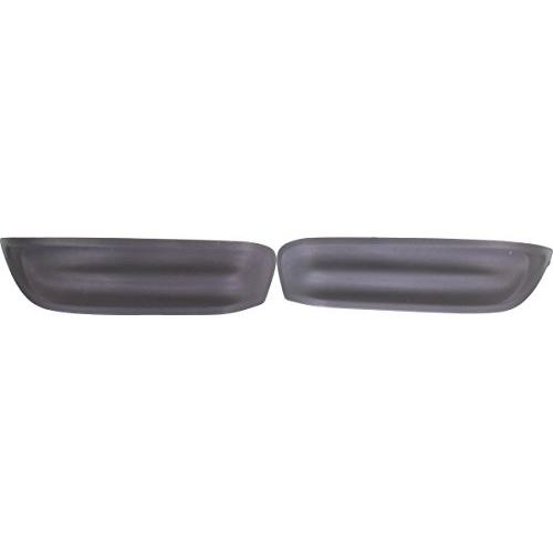 【並行輸入品】Front Left Driver \u0026 Right Passenger Side Set of 2 Fog Light Holeの画像