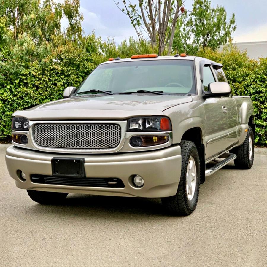 【並行輸入品】Spec D Tuning Black Bumper Lights Compatible with 2000 2006 GMCの画像