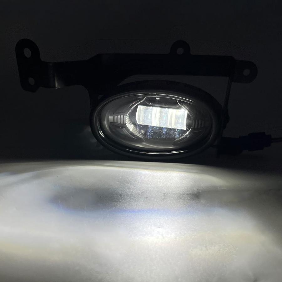 【並行輸入品】ショックライト LED フォグライト 2006 2007 2008 ホンダ シビック 2ドア 1組 フロントバンパー ドライビングの画像