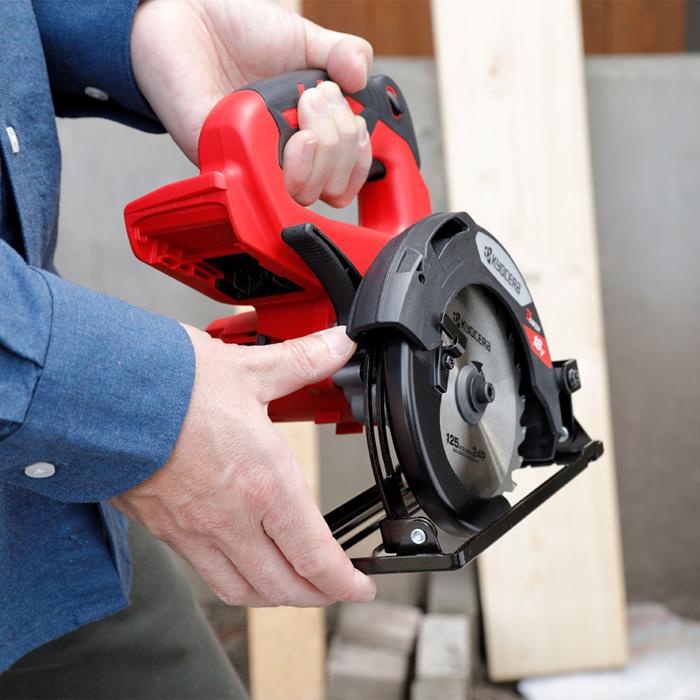 KYOCERA（京セラ） 充電式丸ノコ BW-1800 ホンタイノミ : マスダ