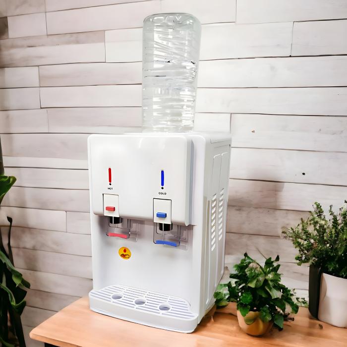 ウォーターサーバー 卓上 ペットボトル 本体のみ 2L用 水 冷水機 ウォーターサーバー 卓上 ペットボトル 本体のみ 2L用 水 冷水機