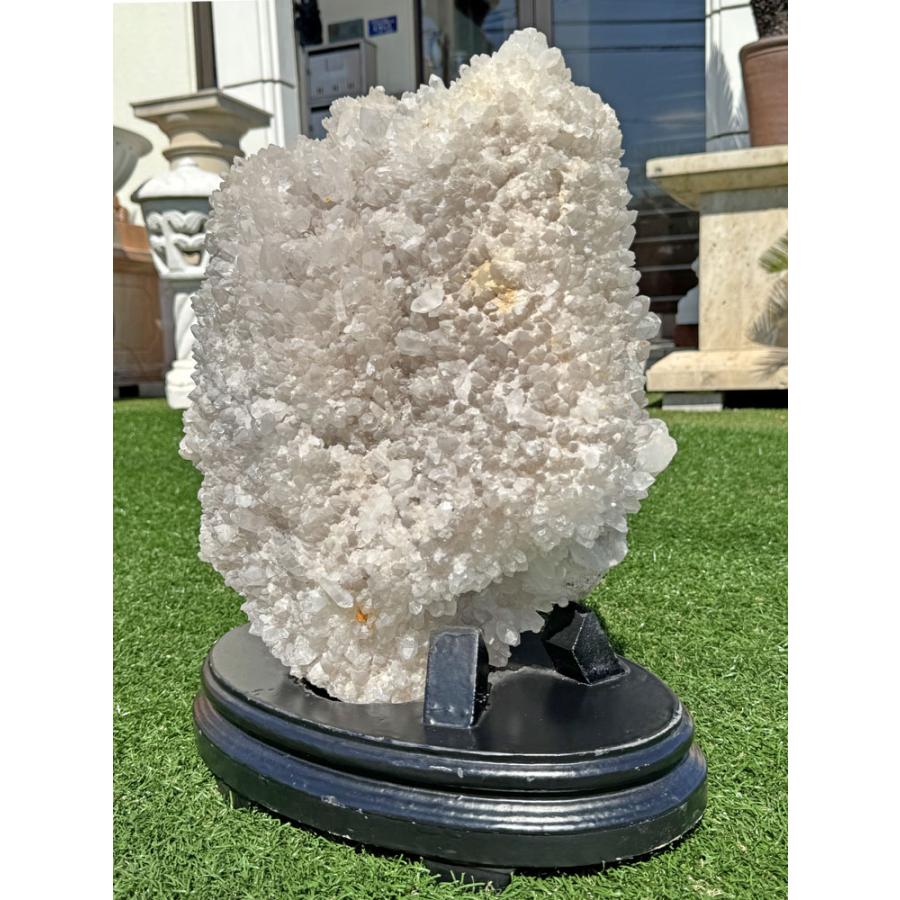 天然 水晶 クラスター 原石 台座付き H48cm 送料無料 パワーストーン クリスタルクォーツ 鉱物 特大 塊 天然石 オブジェ 置物 白 ホワイトの画像