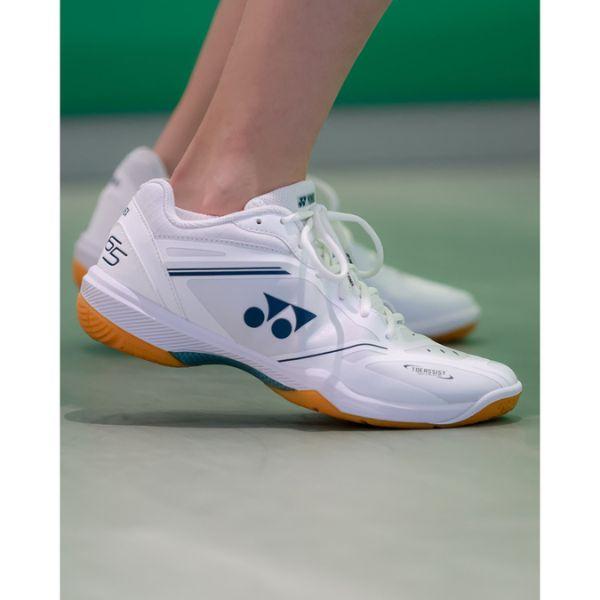 YONEX - YONEX　バドミントンシューズ　SHB65Z4S 27.5 Amazon | [ヨネックス] バドミントンシューズ パワークッション