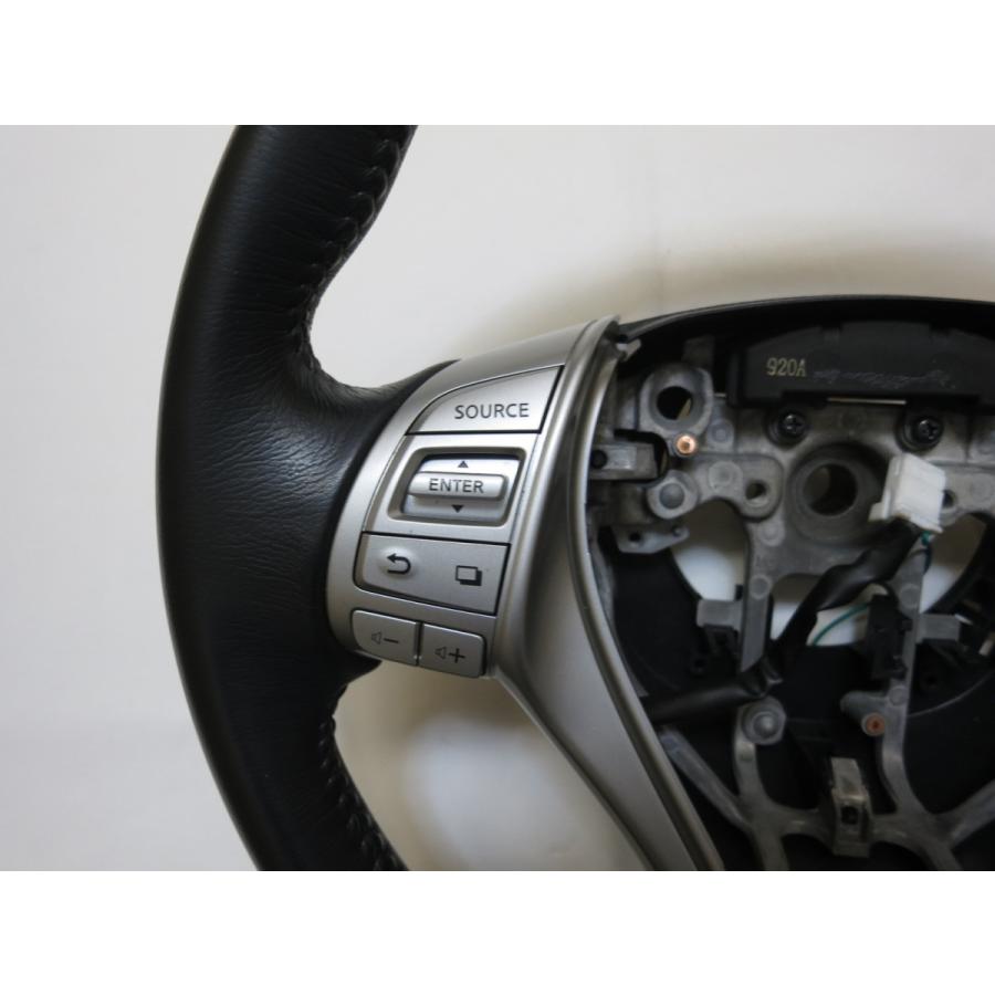 エクストレイル T32 NT32 HT32 HNT32 革 ステアリング ハンドル