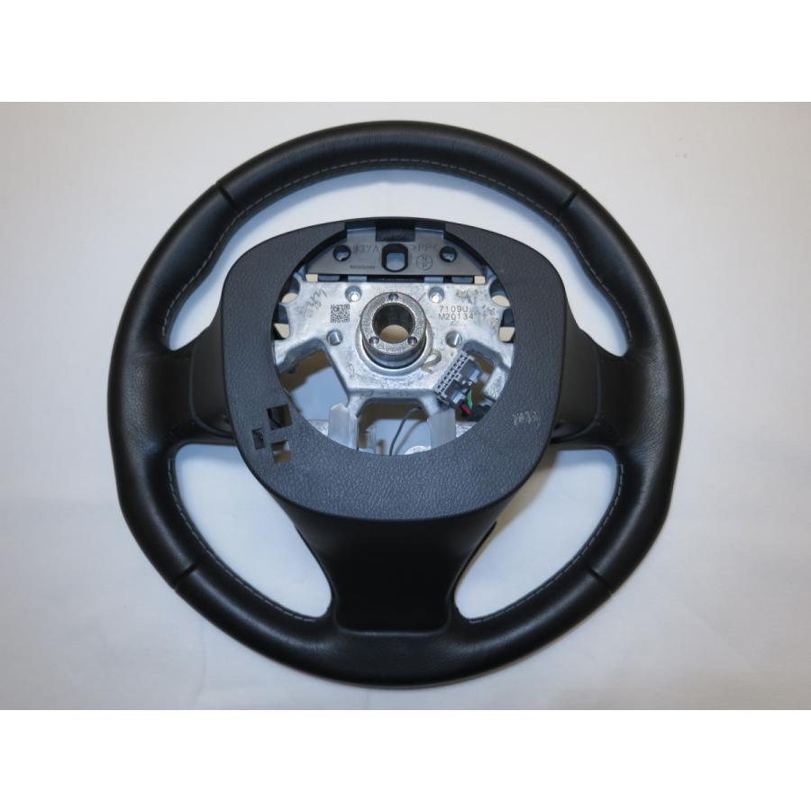 スカイライン V37 YV37 HV37 HNV37 純正 革 ステアリング ハンドル