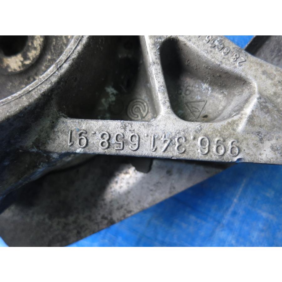 PORSCHE ポルシェ 911 996 GT3 (右フロント 右前 右F ) の ハブ