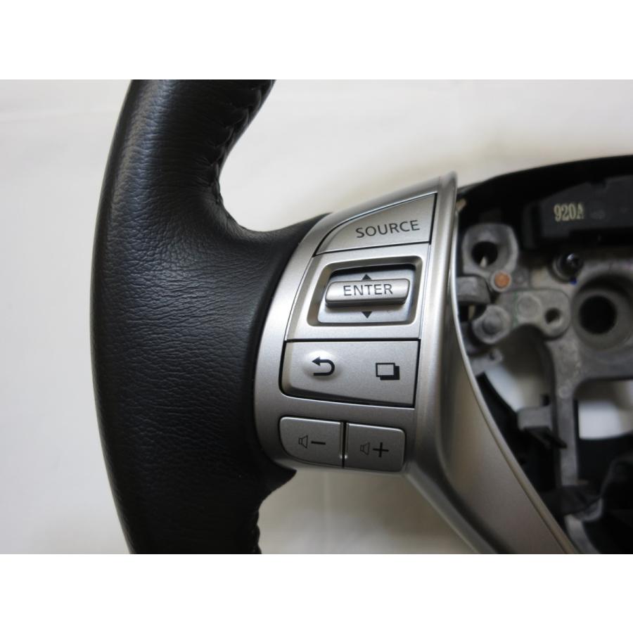 ブレイズ　ステアリング　ハンドル ZC32S【ステアリングハンドル】48110-72LF1-JZR スイッチ付 H28 スズキ