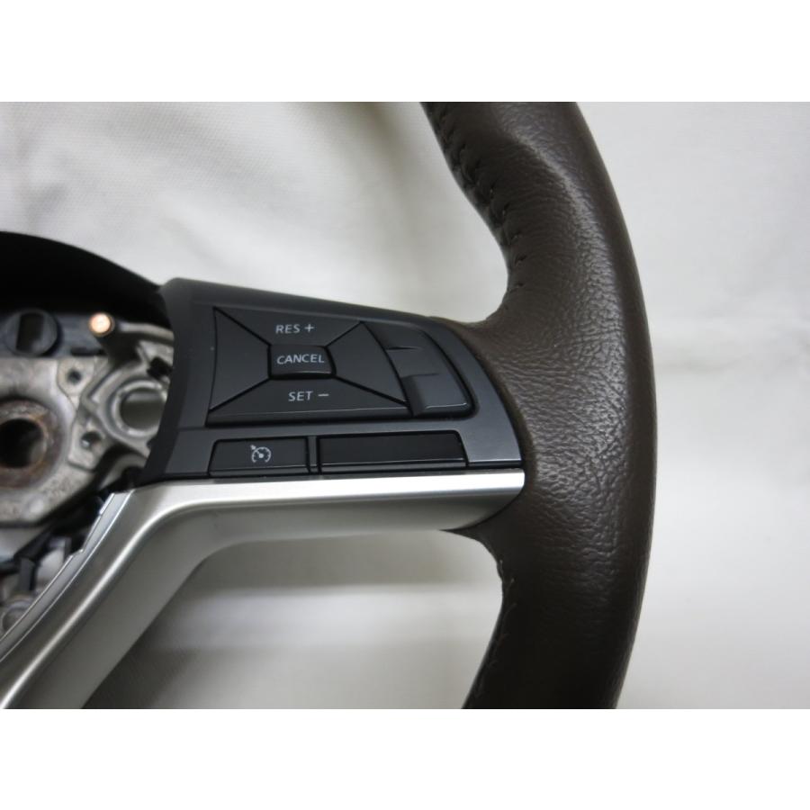 C27 セレナ(GFC27) 純正ステアリング/ハンドル スイッチ付 中古品  ハイウェイスター セレナ GFC27 HC27 HFC27 C27 純正 革 ステアリング 運転席 エアバック