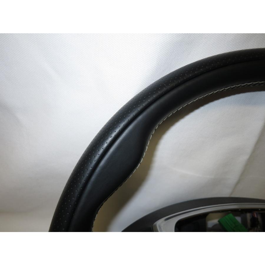 希少シルバーステッチ! Rデザイン! V40 T5 MB5204T ボルボ 純正 革