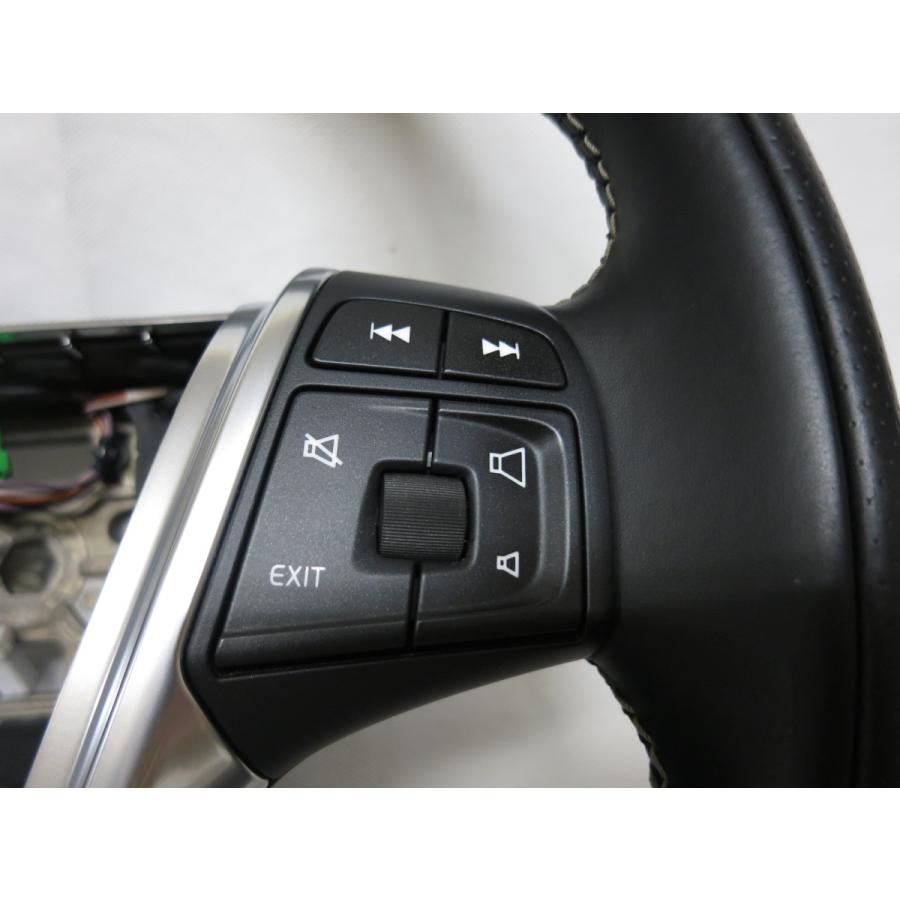 希少シルバーステッチ! Rデザイン! V40 T5 MB5204T ボルボ 純正 革