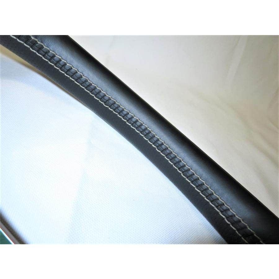 希少シルバーステッチ! Rデザイン! V40 T5 MB5204T ボルボ 純正 革