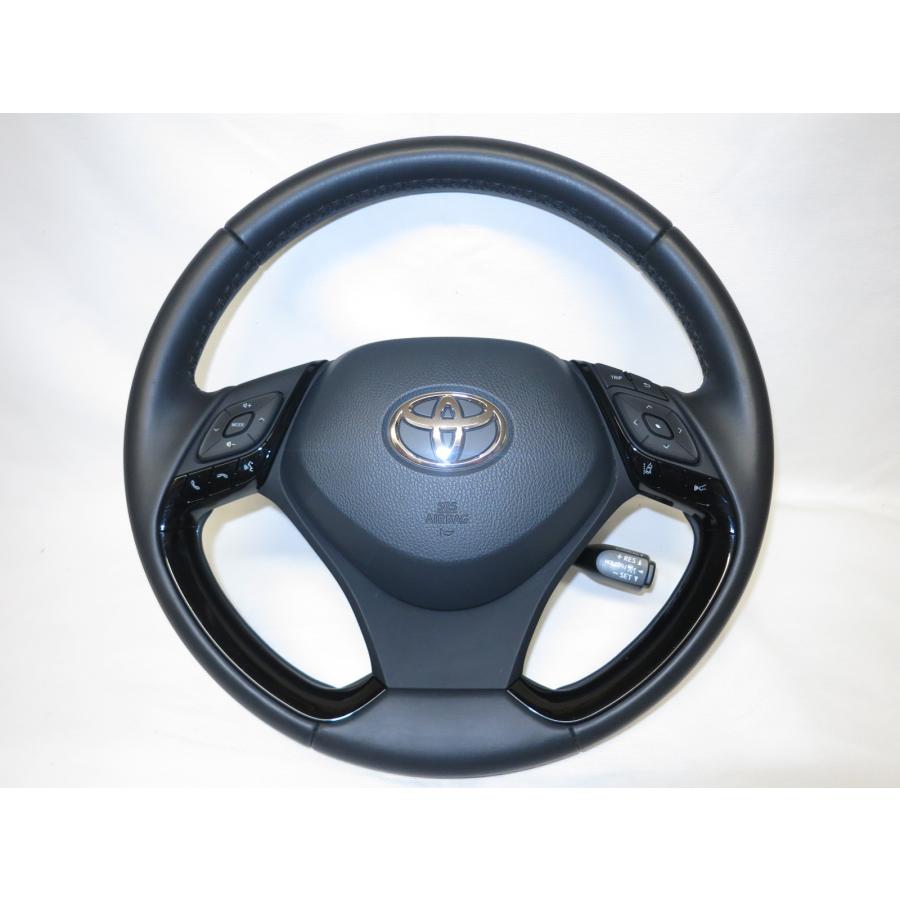美品! CHR C-HR ZYX10/ZYX11/NGX50/NGX10 純正 革 ステアリング 運転席