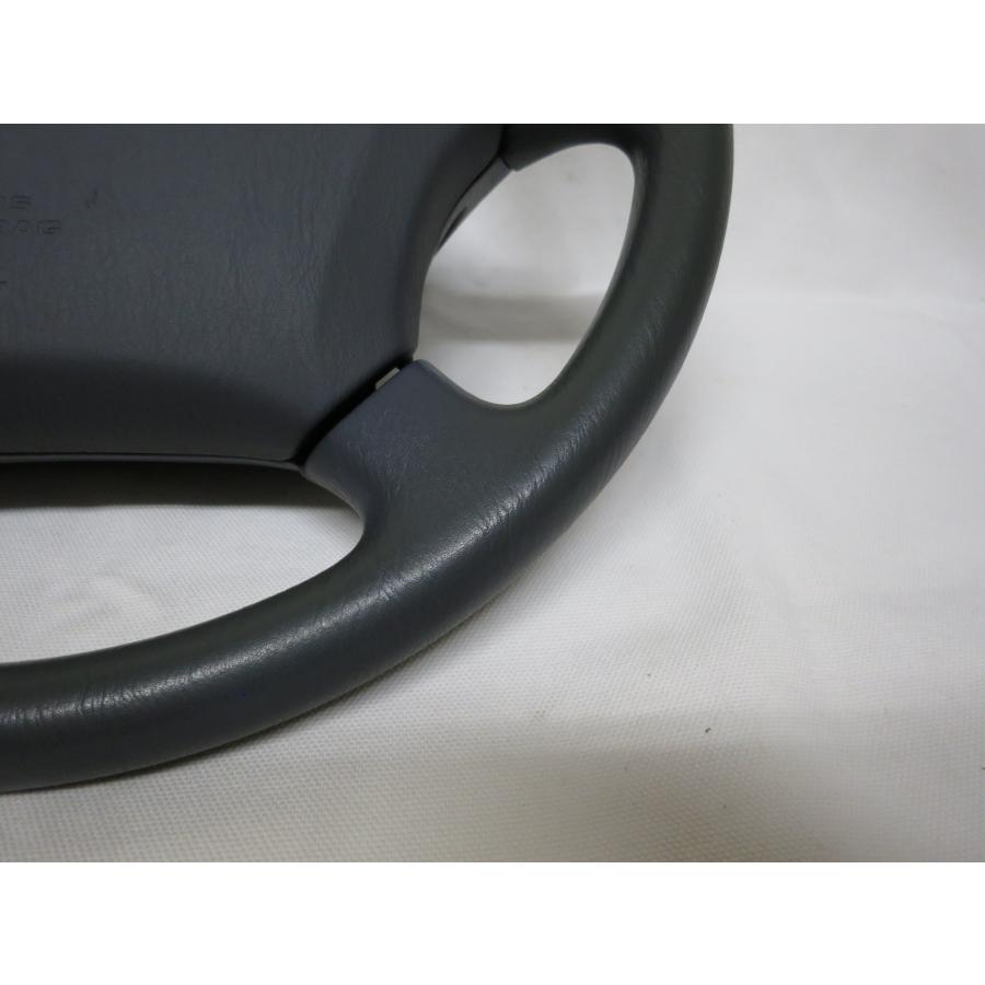 ランドクルーザー 60 純正ハンドル　エアバック無 　グレー　美品　当時物 ランドクルーザー 60 純正ハンドル エアバック無 グレー 美品