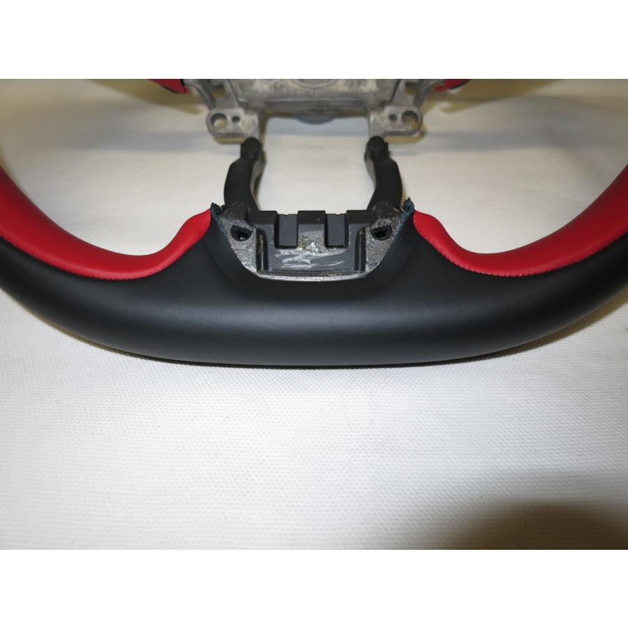 し*び様 【美品】シビック タイプR FK8 前期 純正 ステアリング し*び様 【美品】シビック タイプR FK8 前期 純正 ステアリング