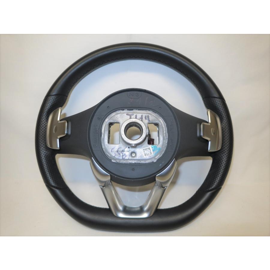 美品!AMGライン! W213 純正 革 ステアリング ハンドル A0004604302