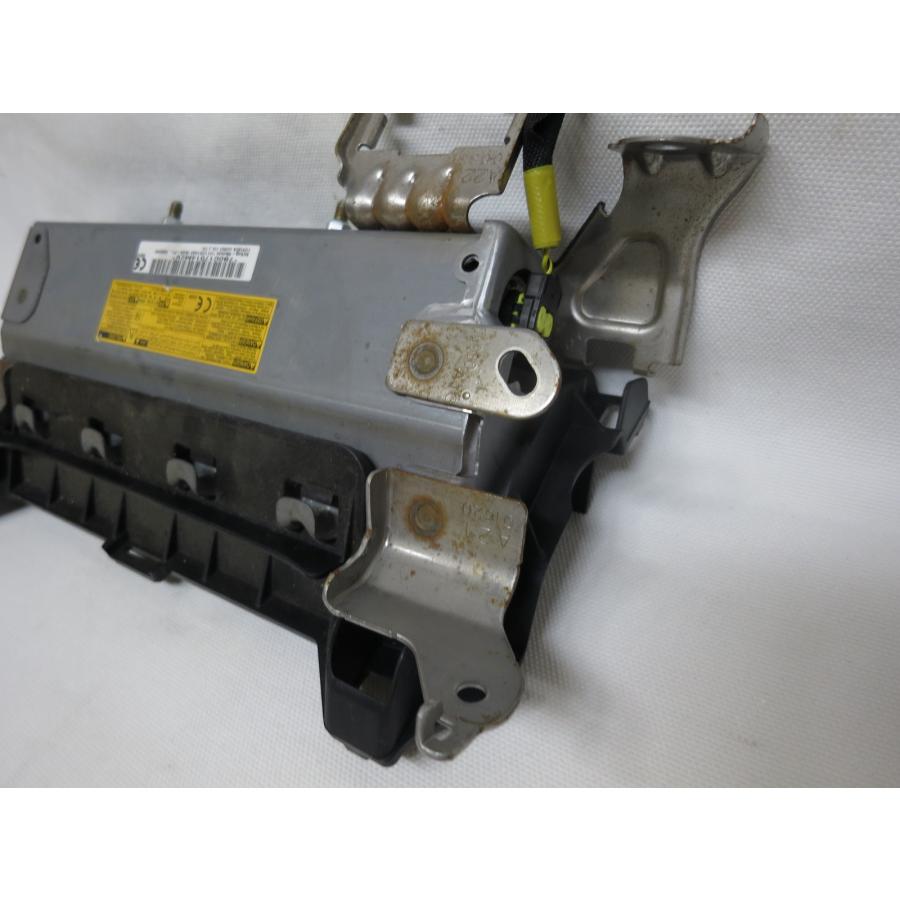 ヴォクシー ZRR80W ZRR85W ZRR80 80系 フット エアバック エアー