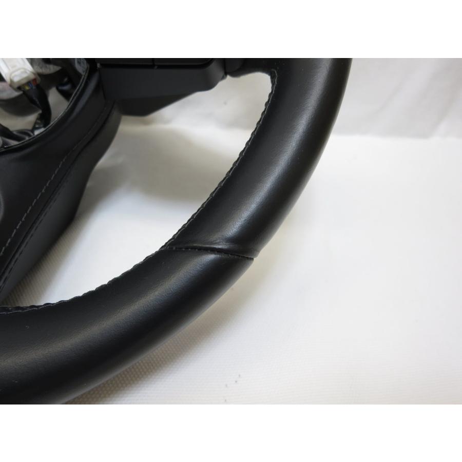 美品! ヒーター付! CX-8 CX8 KG2P KG5P 純正 革 ステアリング ハンドル