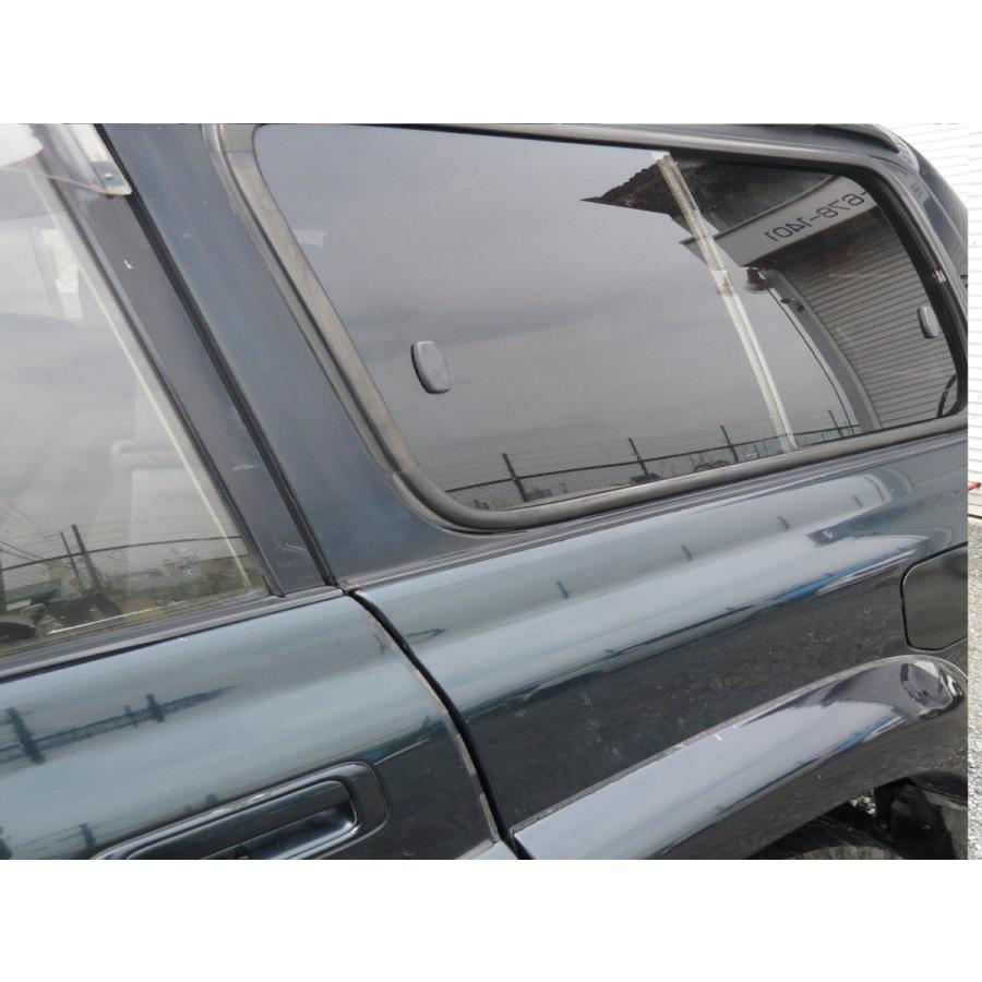 ランクル80サンシェードフロントからリヤドア