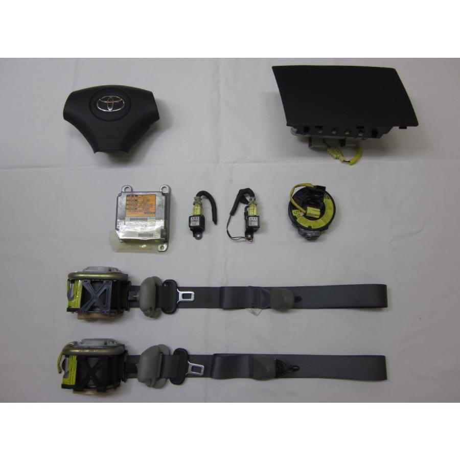 ヴォクシー ノア AZR60G AZR65G エアバック エアバッグ エアーバック 89170-28180 231000-2550 管理番号（Q-3708）インフレーター無し