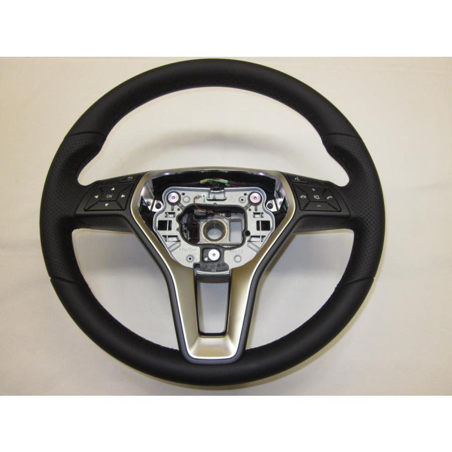 新同! C180 Cクラス 後期 W204 純正 革 ステアリング ハンドル A218