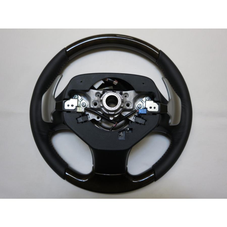 タフト／アウターハンドル／ウッド調／2020.5月〜／no.003 ダイハツ ドアアウターハンドル(ブラック) フロント用右（単品