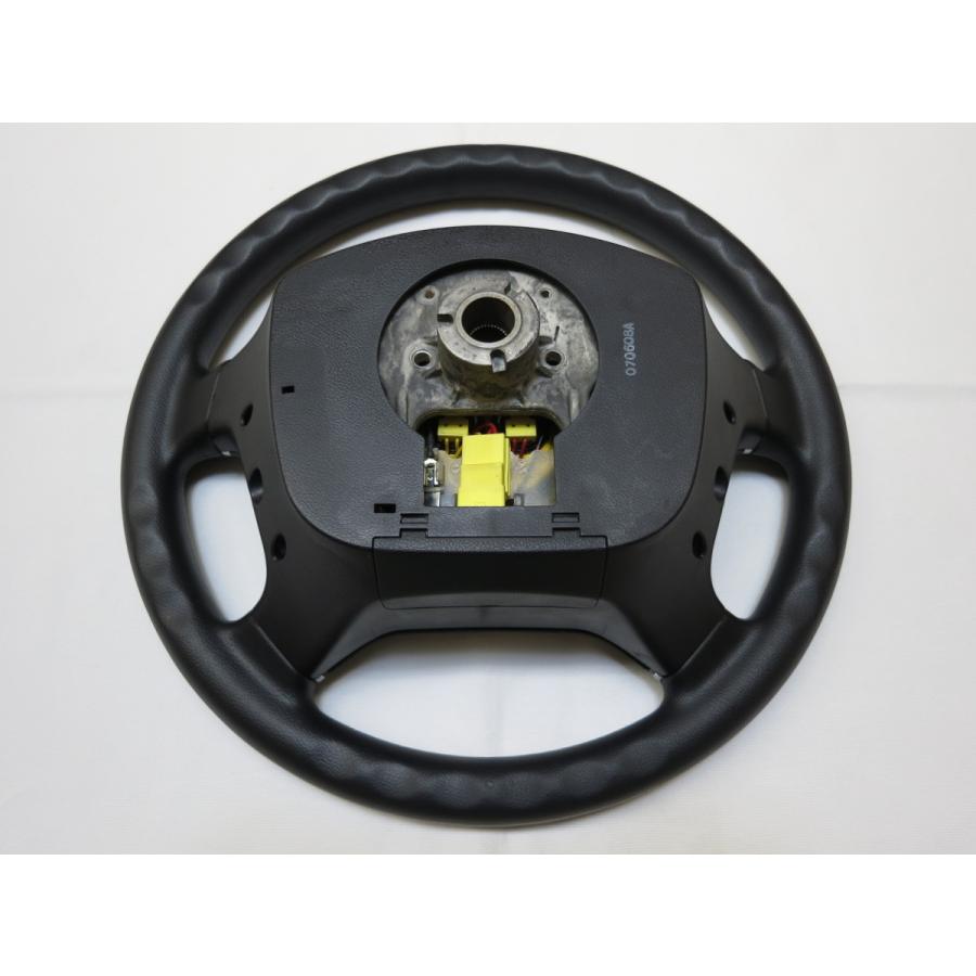 デリカ純正ハンドル　旧車の為、エアバックはありません。 デリカ純正ハンドル 旧車の為、エアバックはありません。 予約