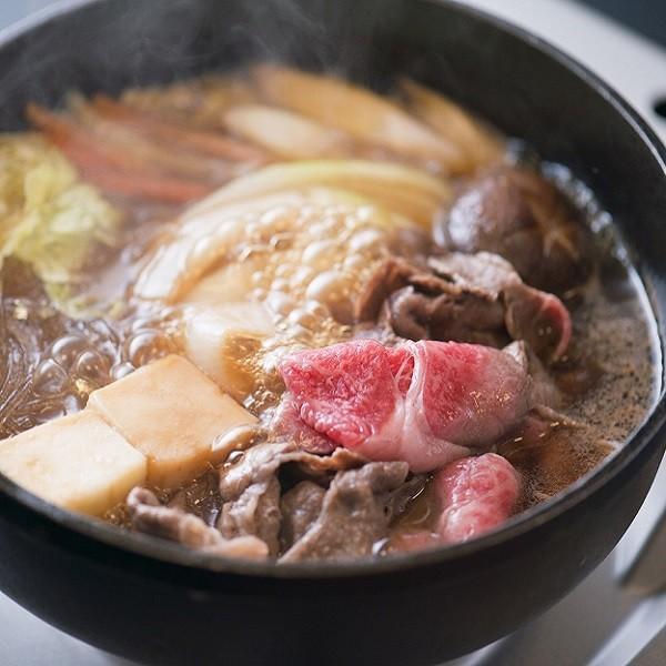 松阪牛 すき焼き 500g 肩 モモ ギフト 肉 牛肉 和牛 グルメ A5等級