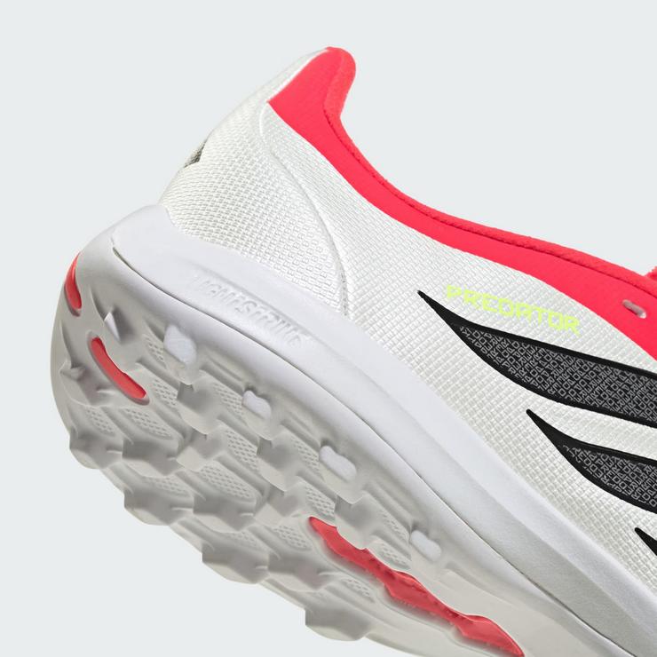 アディダス　プレデターマニックTF　25.0cm/US7 /UK6.5 美品 adidas（アディダス） 送料無料 プレデター LEAGUE FT TF ジュニア