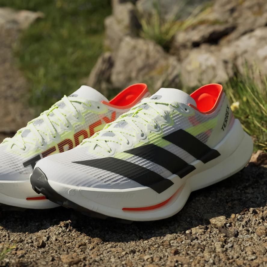 adidas（アディダス） 送料無料 トレイルランニングシューズ メンズ